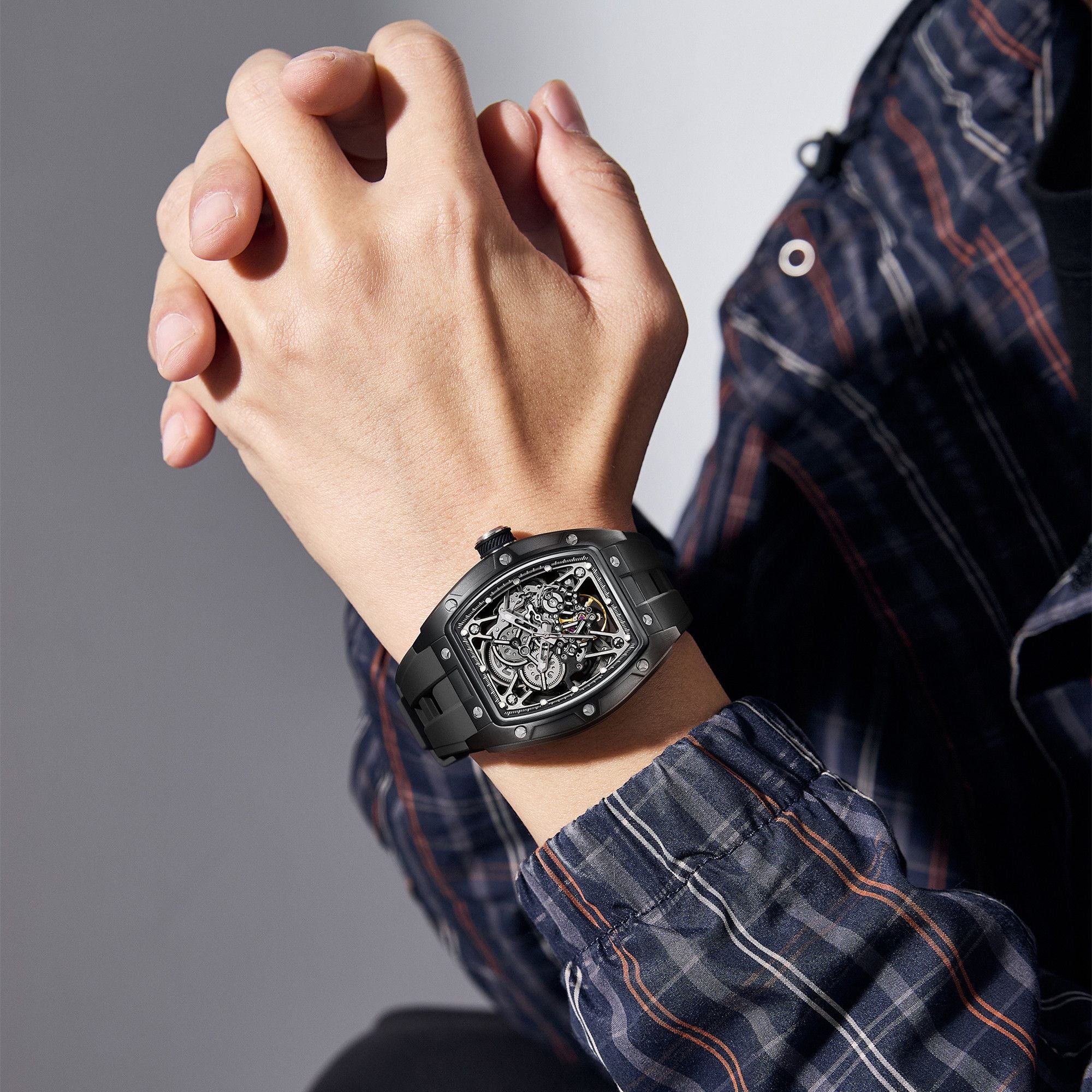 MEGIR Men's Mechanical Watch Fashion Hollow Out Automatic Movement Sport Wristwatches Waterproof Silicone Strap Watches 9198-3