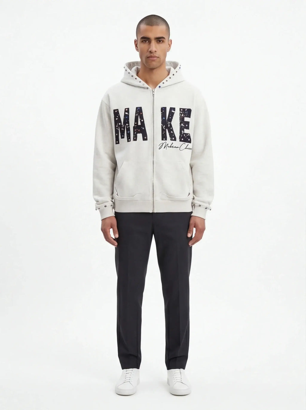 Comfortable Crewneck – with Fine Texture with Refined Details