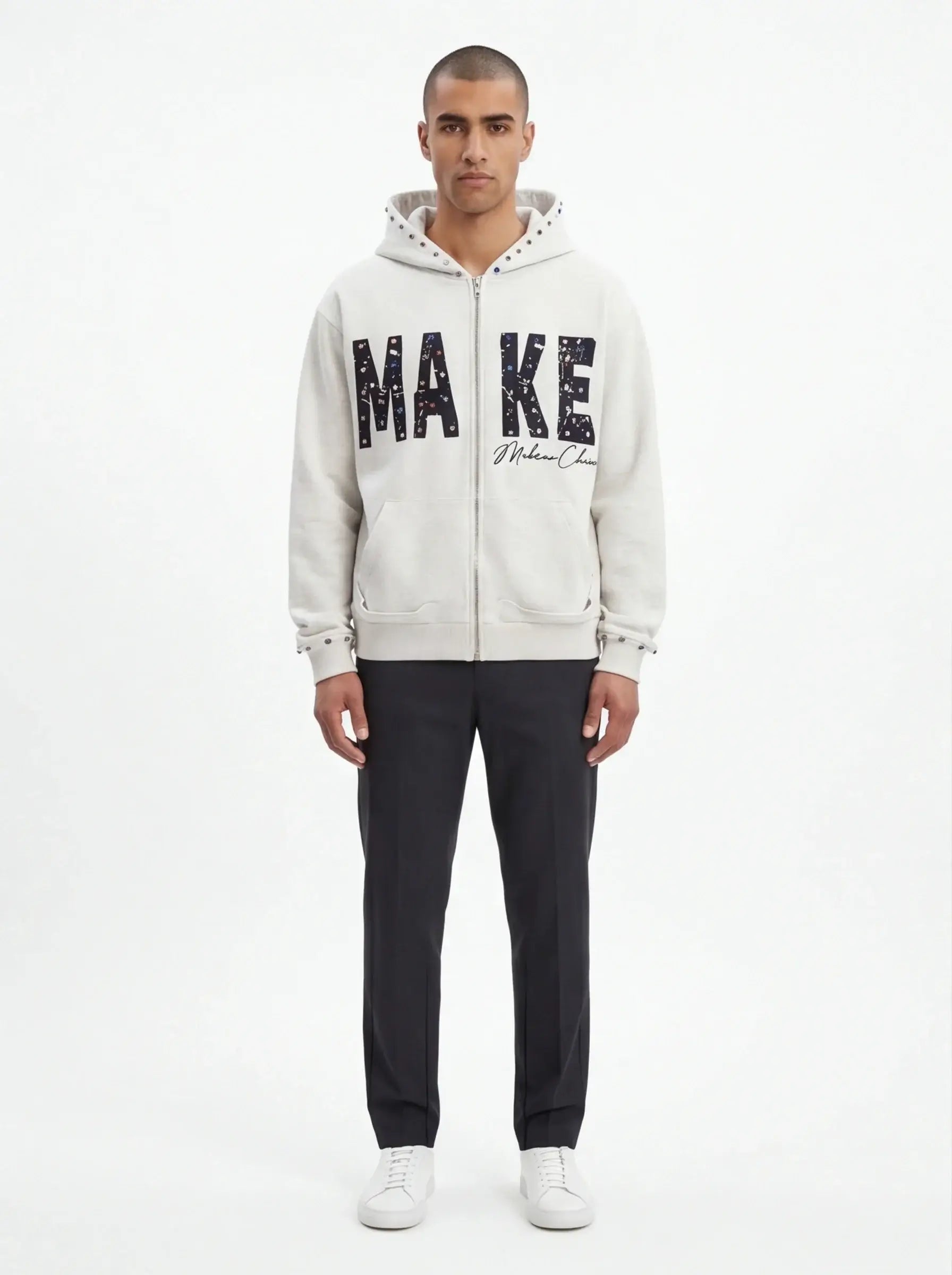 Comfortable Crewneck – with Fine Texture with Refined Details