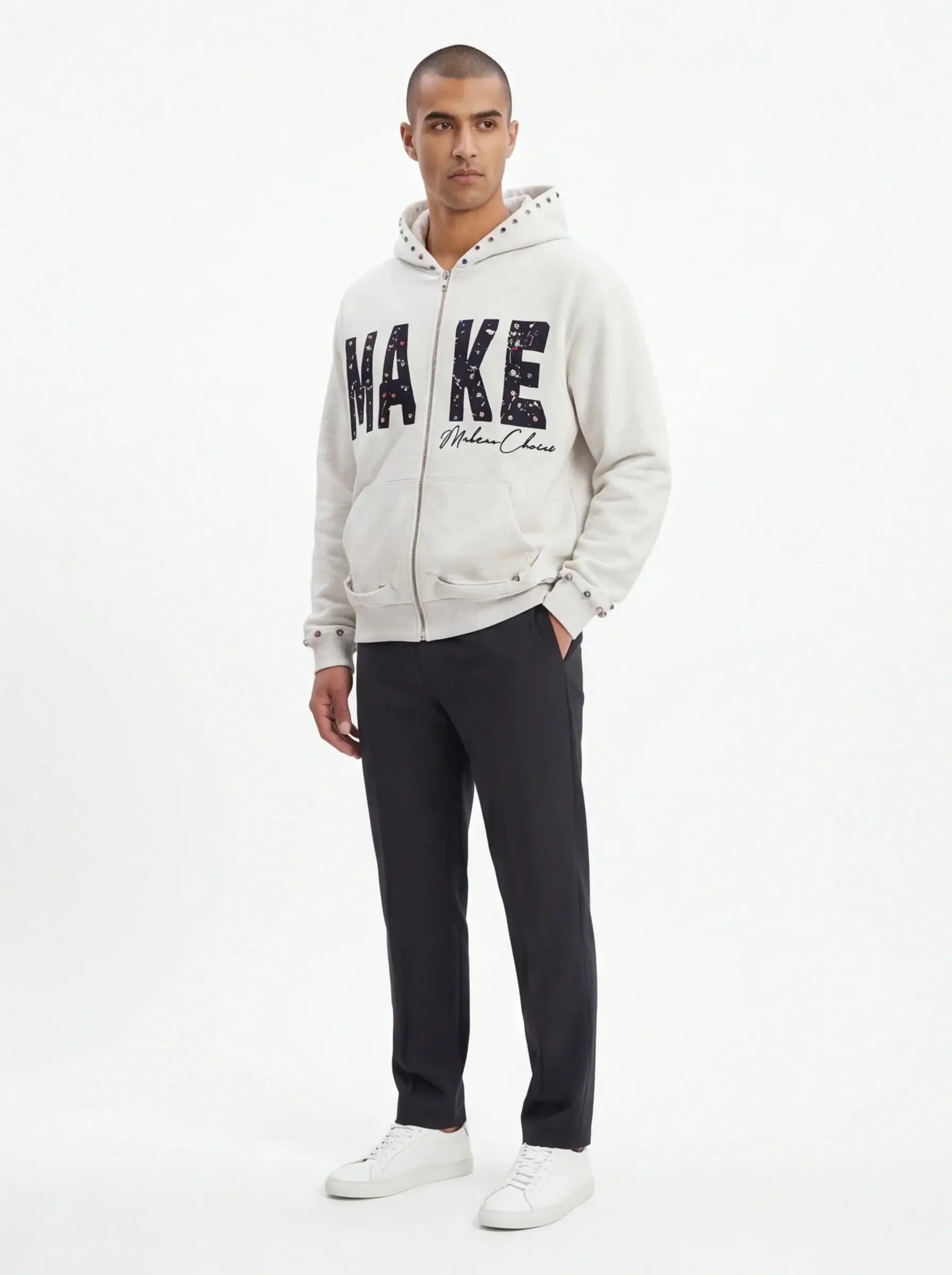 Comfortable Crewneck – with Fine Texture with Refined Details